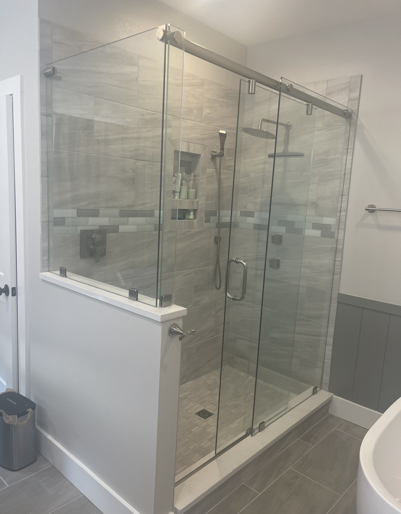 Frameless Master Bath
